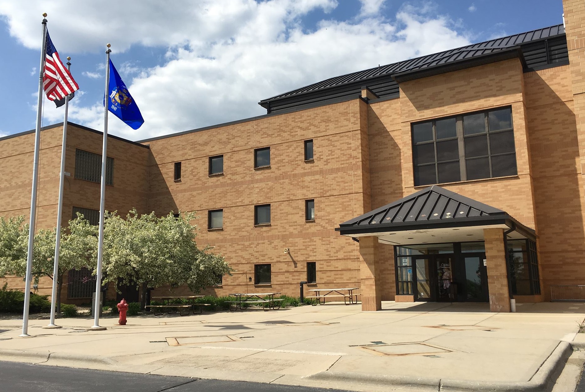 southside entrance of Washington County Public Agency Center